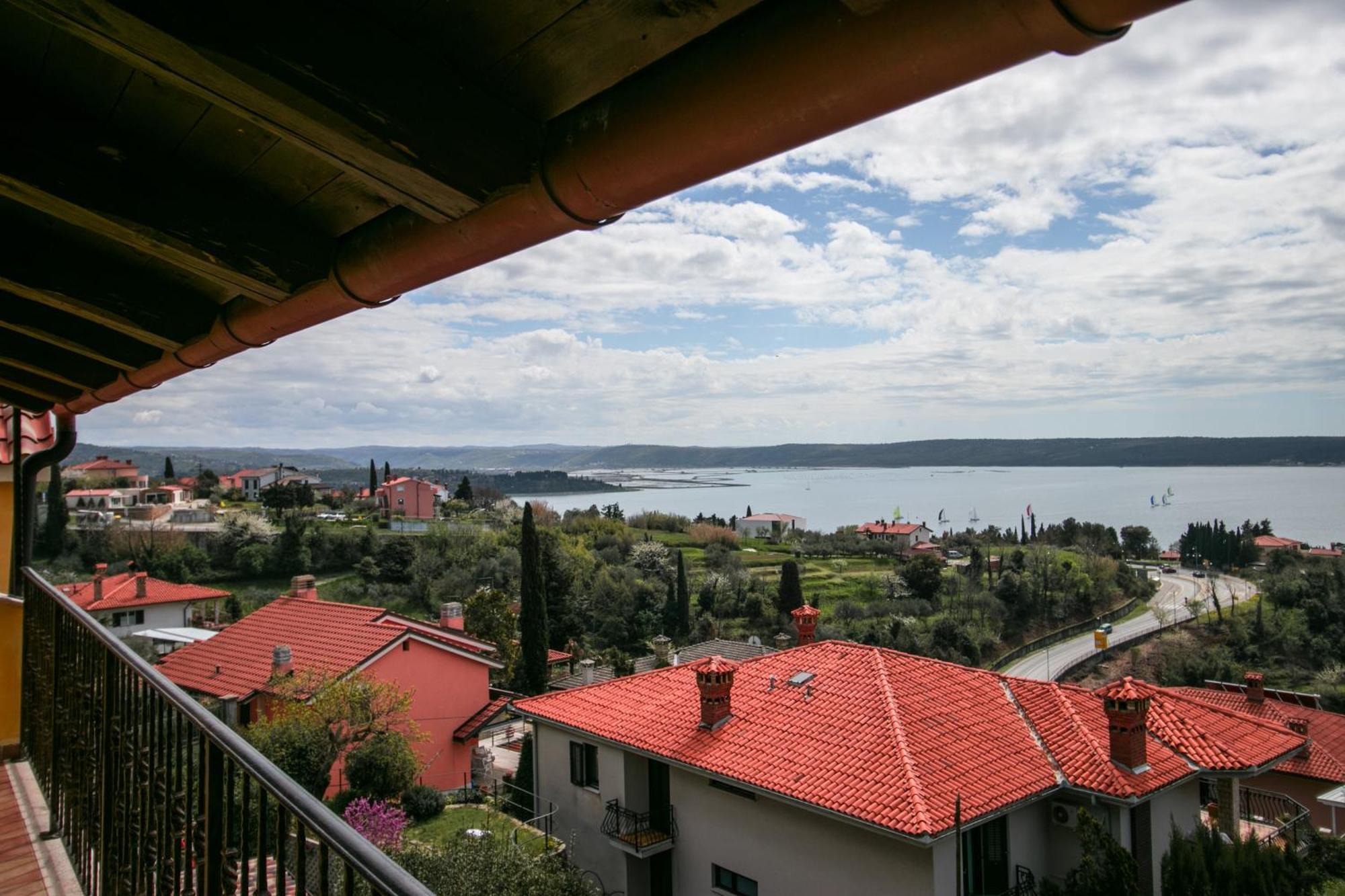 Apartments Apartim Piran Exterior photo